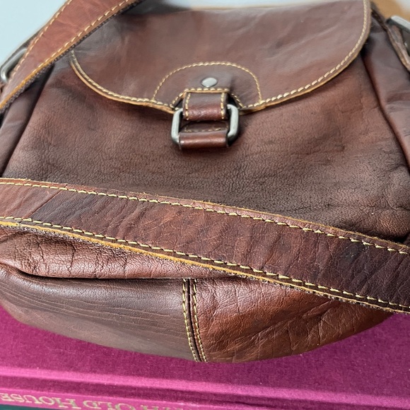 Jack Georges Brown Genuine Leather Voyager Horseshoe Crossbody Bag - Picture 13 of 14